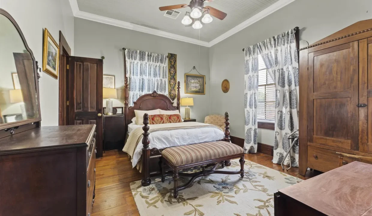 df8414a0148328dc1dac124b390211cal-m2742649865rd-w1280_h960