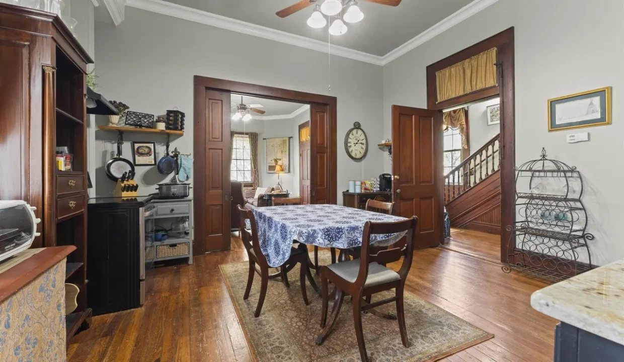 df8414a0148328dc1dac124b390211cal-m3627310011rd-w1280_h960