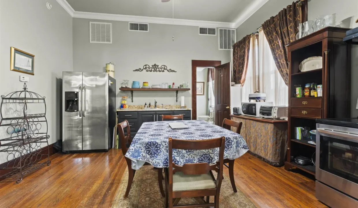 df8414a0148328dc1dac124b390211cal-m75595668rd-w1280_h960